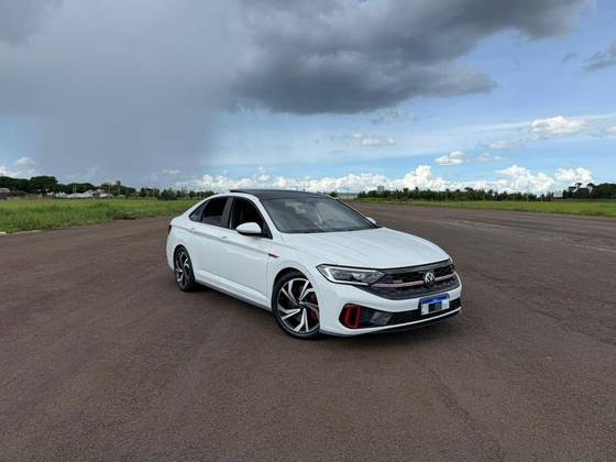 VOLKSWAGEN JETTA 2.0 350 TSI GASOLINA GLI DSG
